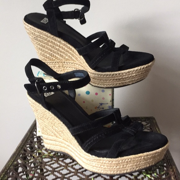UGG Shoes - Ugg sandles wedges sz 9 black straps